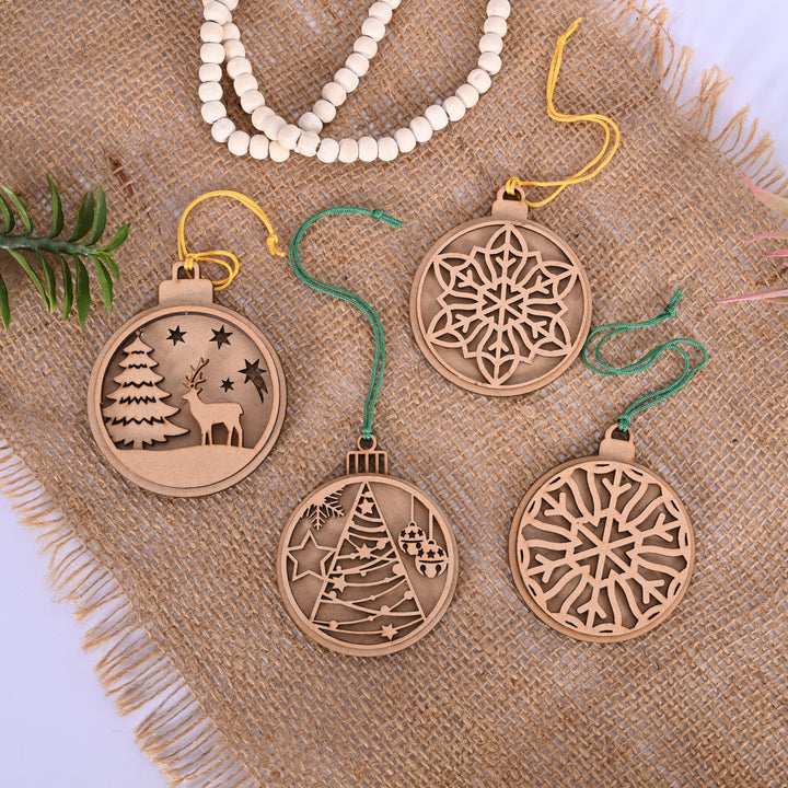 Wooden Circle Xmas Tree Hangings ( Set of 4 ) | Tree Decoration (16 Pcs) - The Engraved Store