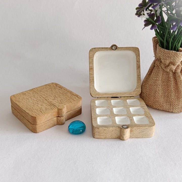 Portable Colour Palette | Wooden Painting Tray (9+1) - The Engraved Store